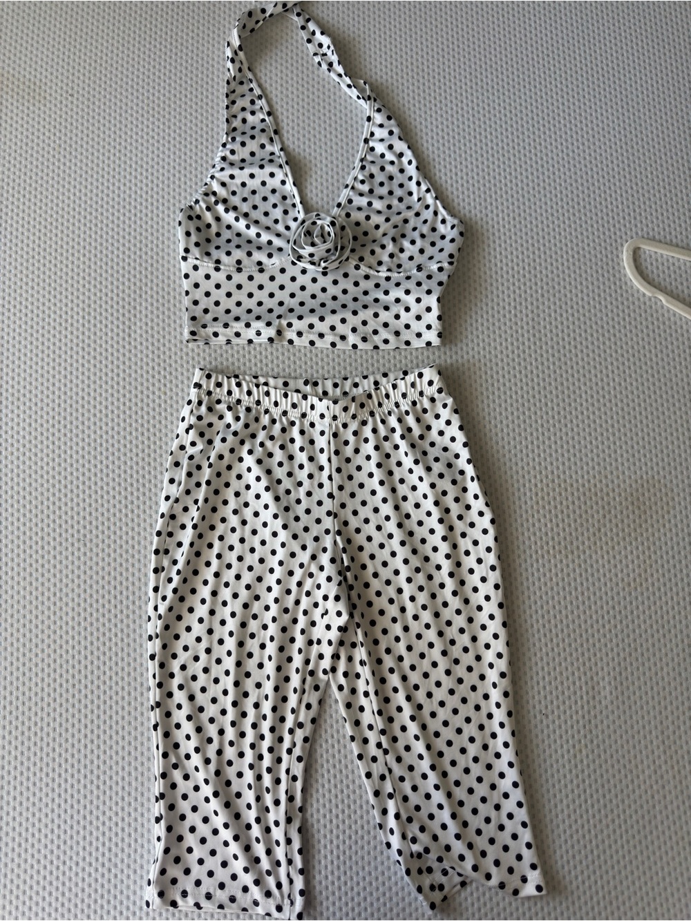 Polka Dot Knit Crop Top & Wide-Leg Pants Set - White/Black